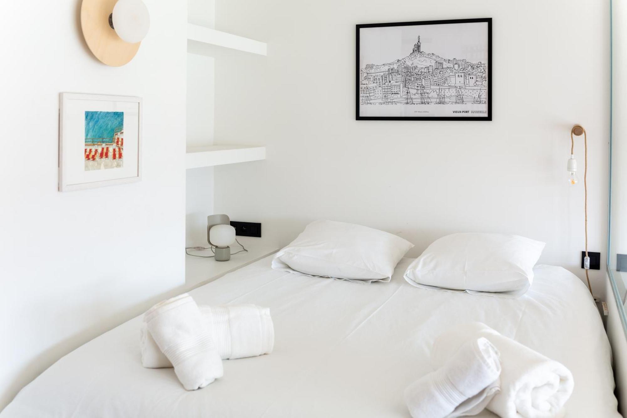 Superbe Appartement, Vue Notre Dame De La Garde, Vieux Port Apartment Marseille